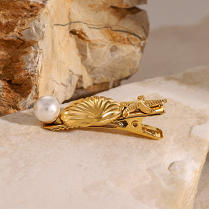 Gold Hair Clip with Freshwater Pearl and Seashell Design – Hypoallergenic, Waterproof, Ocean-Inspired Women's Hair Accessory