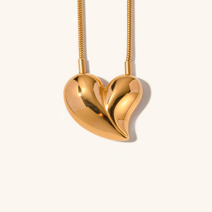 Gold Heart Pendant Necklace – 18k Gold-Plated Stainless Steel, Waterproof, Elegant Jewelry for Women