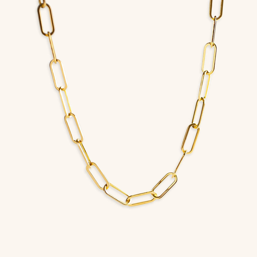 Gold Paperclip Chain Necklace – 18k Gold-Plated Modern Chic Accessory for Women, Stylish Lightweight Design