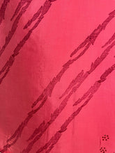 Load image into Gallery viewer, PRC6155 Avatar Pure Silk Boxy Top
