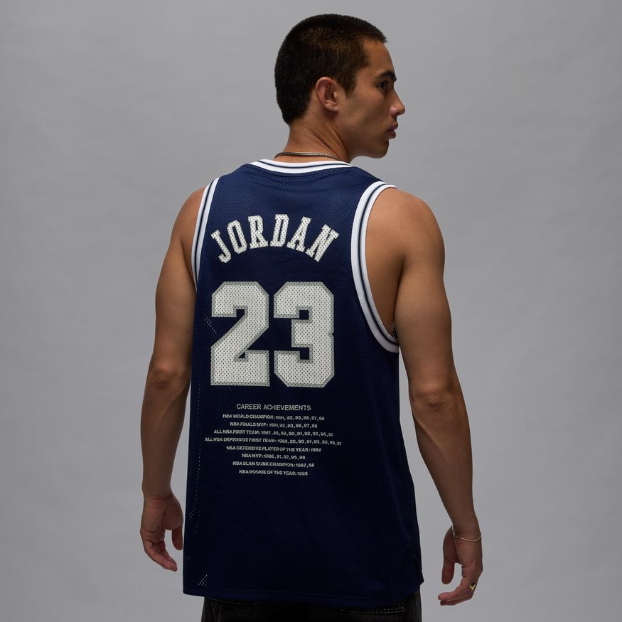 M Jordan Essentials HF9375-410
