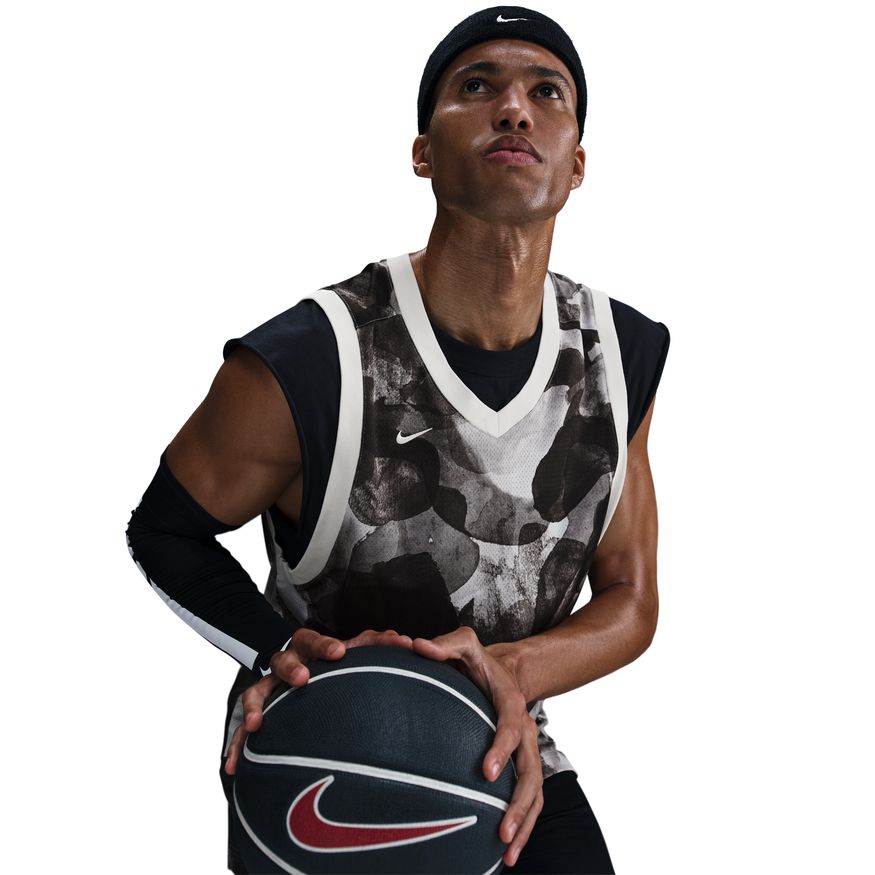 M Nike DNA HJ4221-110