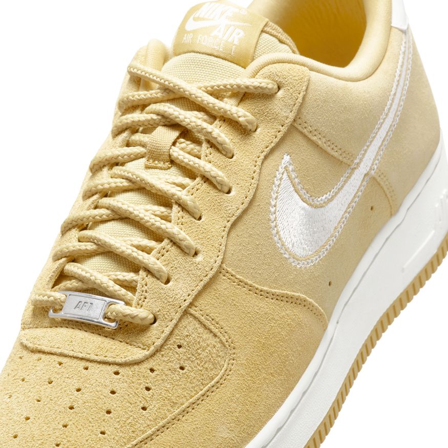 M Nike Air Force 1 '07 LV8 HJ4465-700