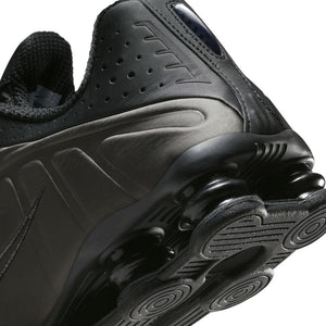 M Nike Shox R4 HQ1988-001
