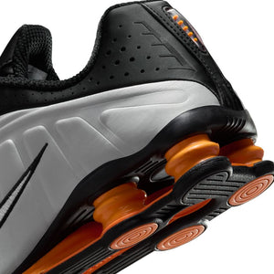 M Nike Shox R4 HQ1988-003