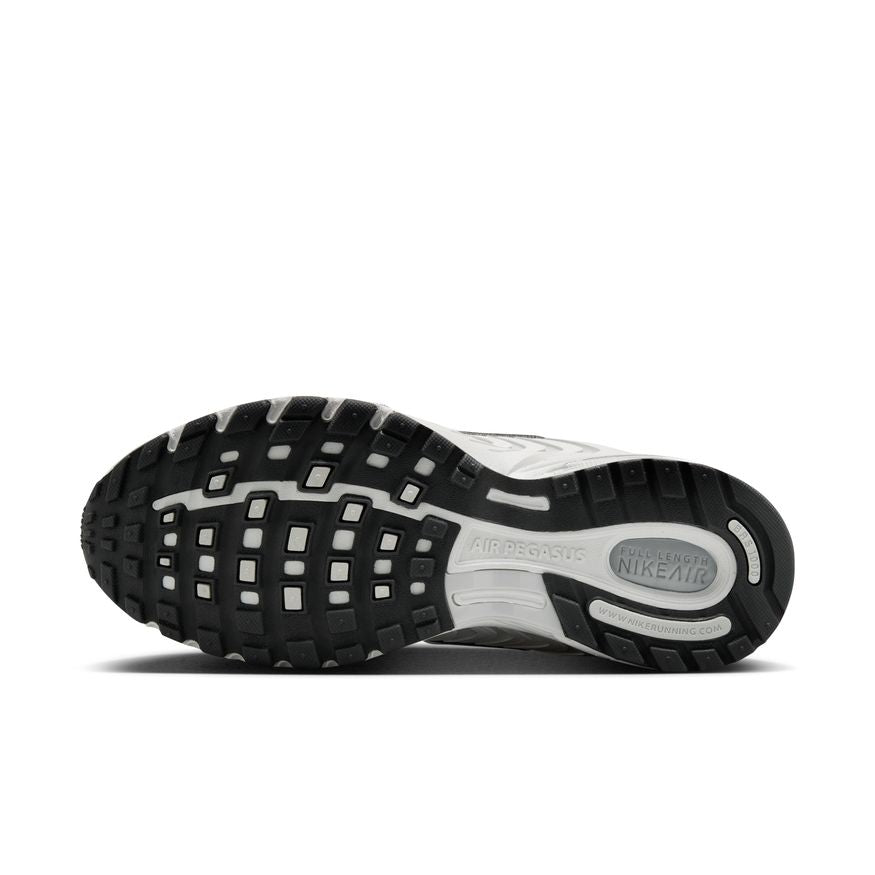 W Nike Air Pegasus 2005 HQ5718-103