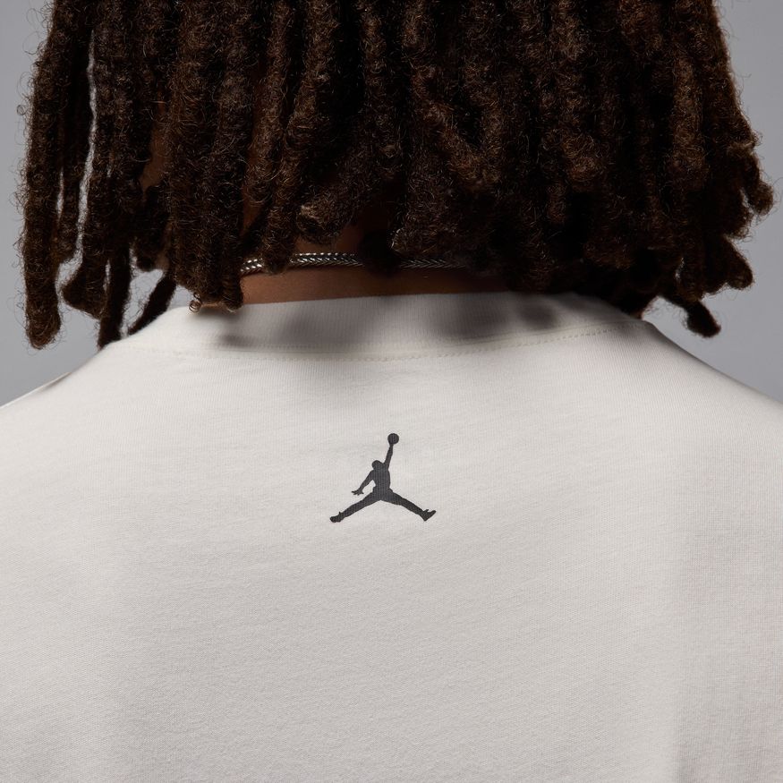 M Jordan Flight Essentials HQ8940-133