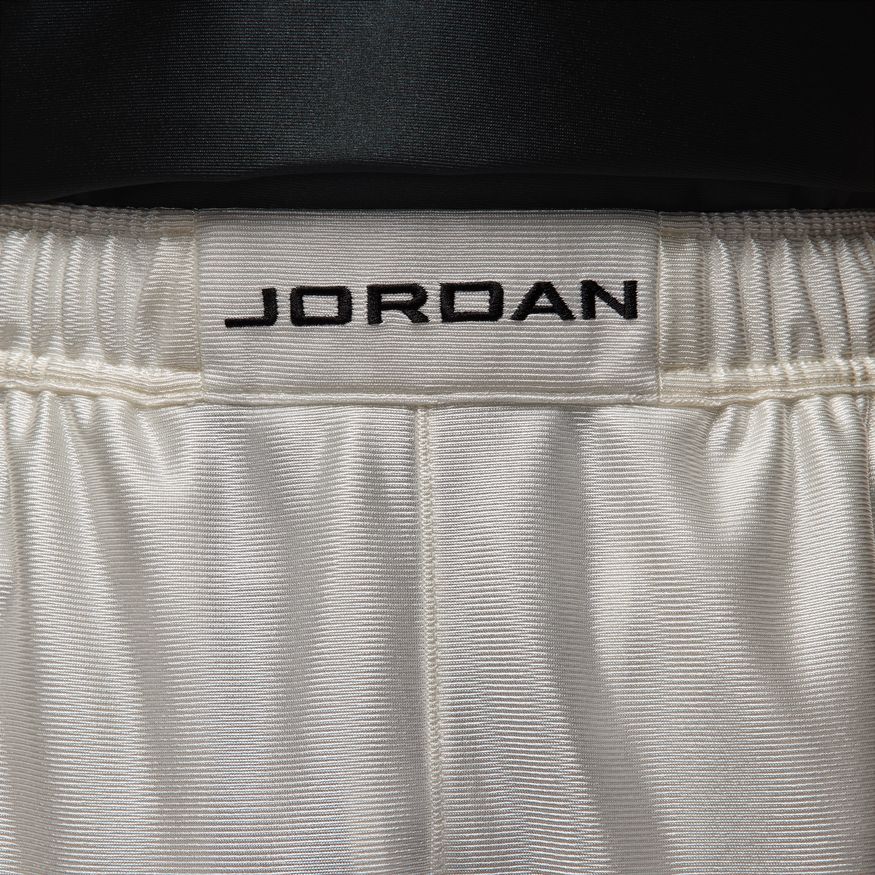 M Jordan Brooklyn Cat Scratch HV0560-133