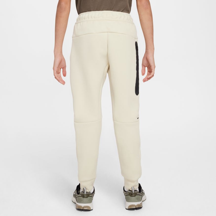 Y Nike Sportswear Tech Fleece HV5869-235