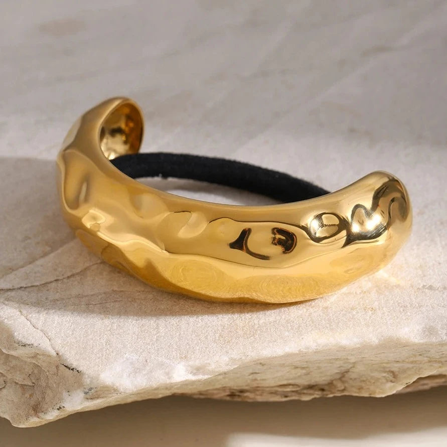 Hammered Arch Pony Cuff - Hypoallergenic 18k Gold Hair Accessory for Elegant Hairstyles