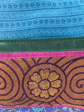 Load image into Gallery viewer, PRC6927 Avatar Pure Silk Hi Lo Top
