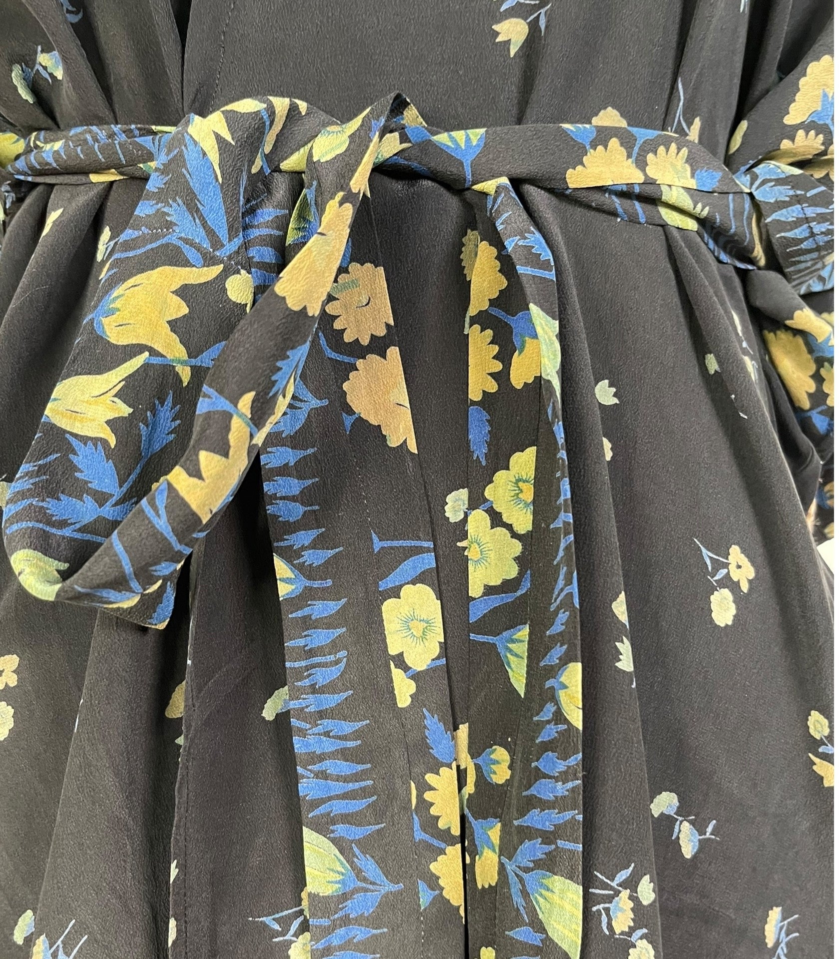 PRC6922 Avatar Pure Silk Kimono-Sleeved Jacket with Belt