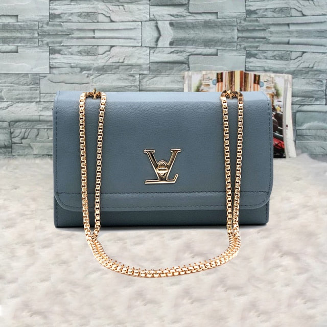 Alligator Pattern Leather Chain Bag