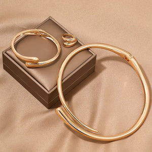 Modern Wrap Choker Necklace, Bracelet, and Ring Set in Gold and Silver – Elegant Jewelry Collection