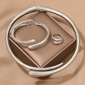 Modern Wrap Choker Necklace, Bracelet, and Ring Set in Gold and Silver – Elegant Jewelry Collection
