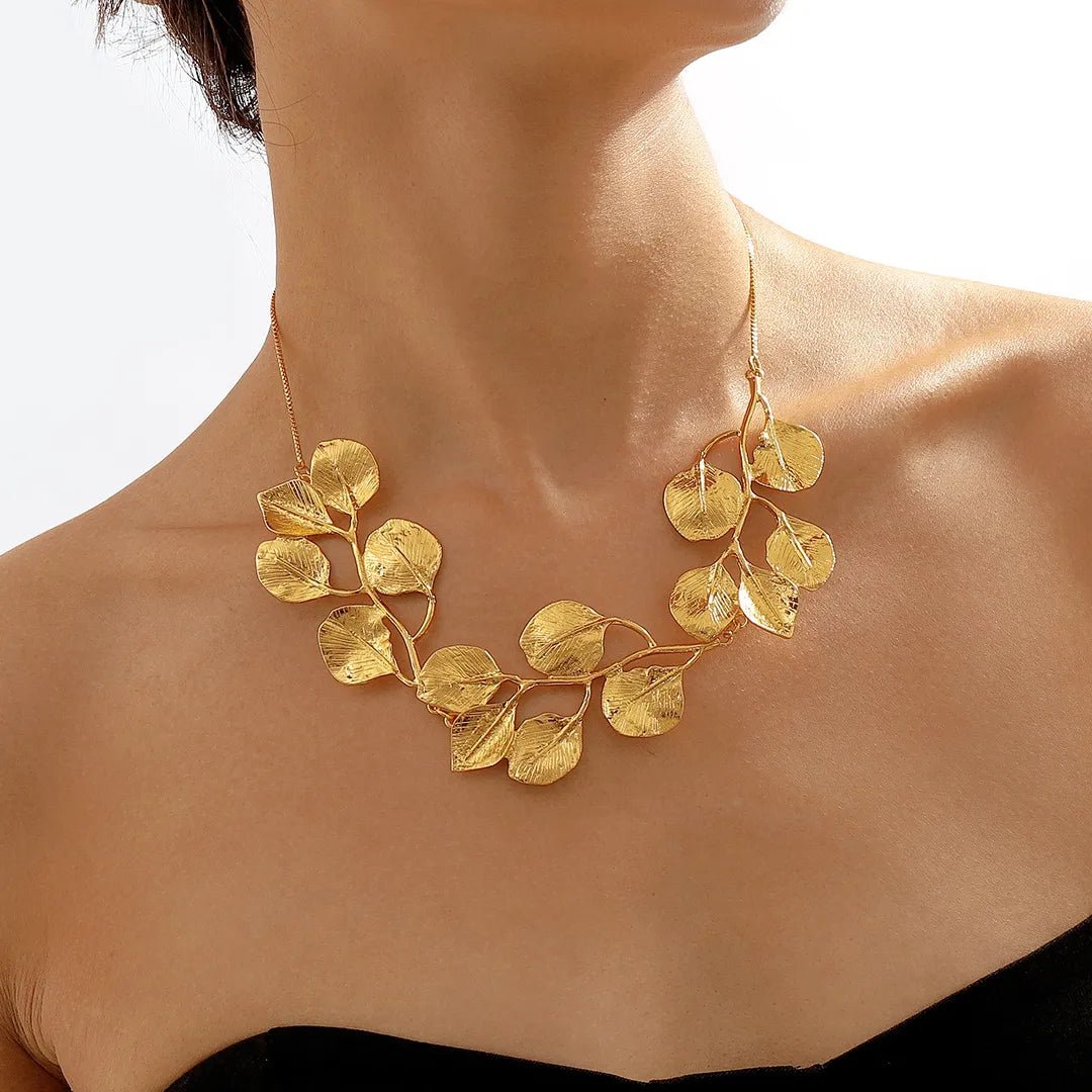 Nature's Leaf Statement Necklace in Gold and Silver – Elegant Organic Design