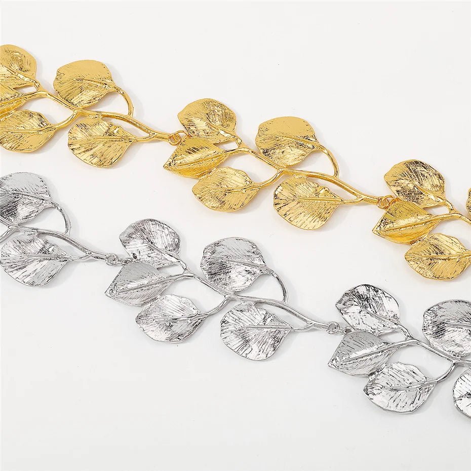 Nature's Leaf Statement Necklace in Gold and Silver – Elegant Organic Design