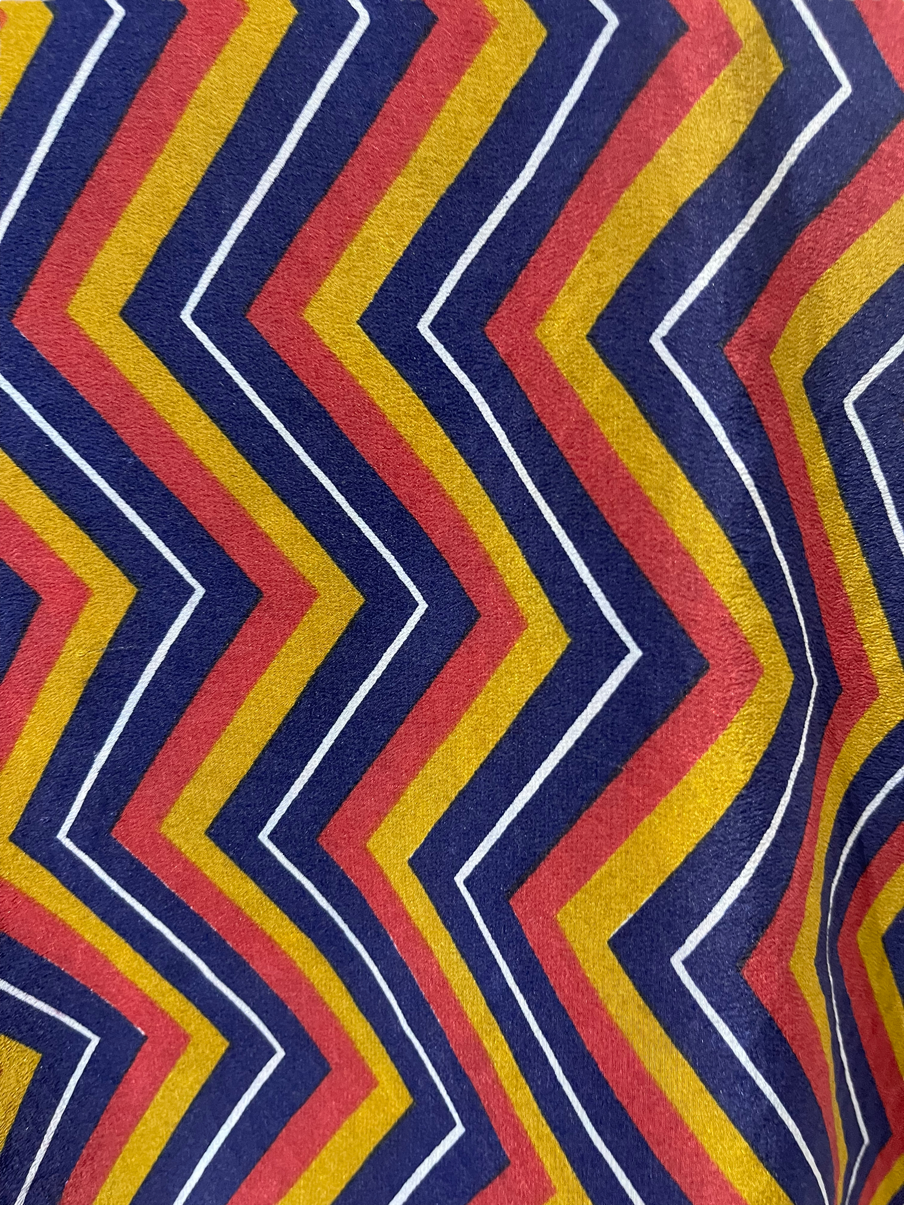 FINAL SALE PRC1158 Menecrates Avatar Pure Silk Boxy Top