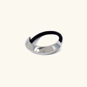 Petite Arch Pony Cuff – Waterproof and Hypoallergenic Hair Accessory in 18k Gold-Plated Stainless Steel