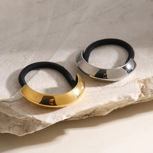 Petite Arch Pony Cuff – Waterproof and Hypoallergenic Hair Accessory in 18k Gold-Plated Stainless Steel