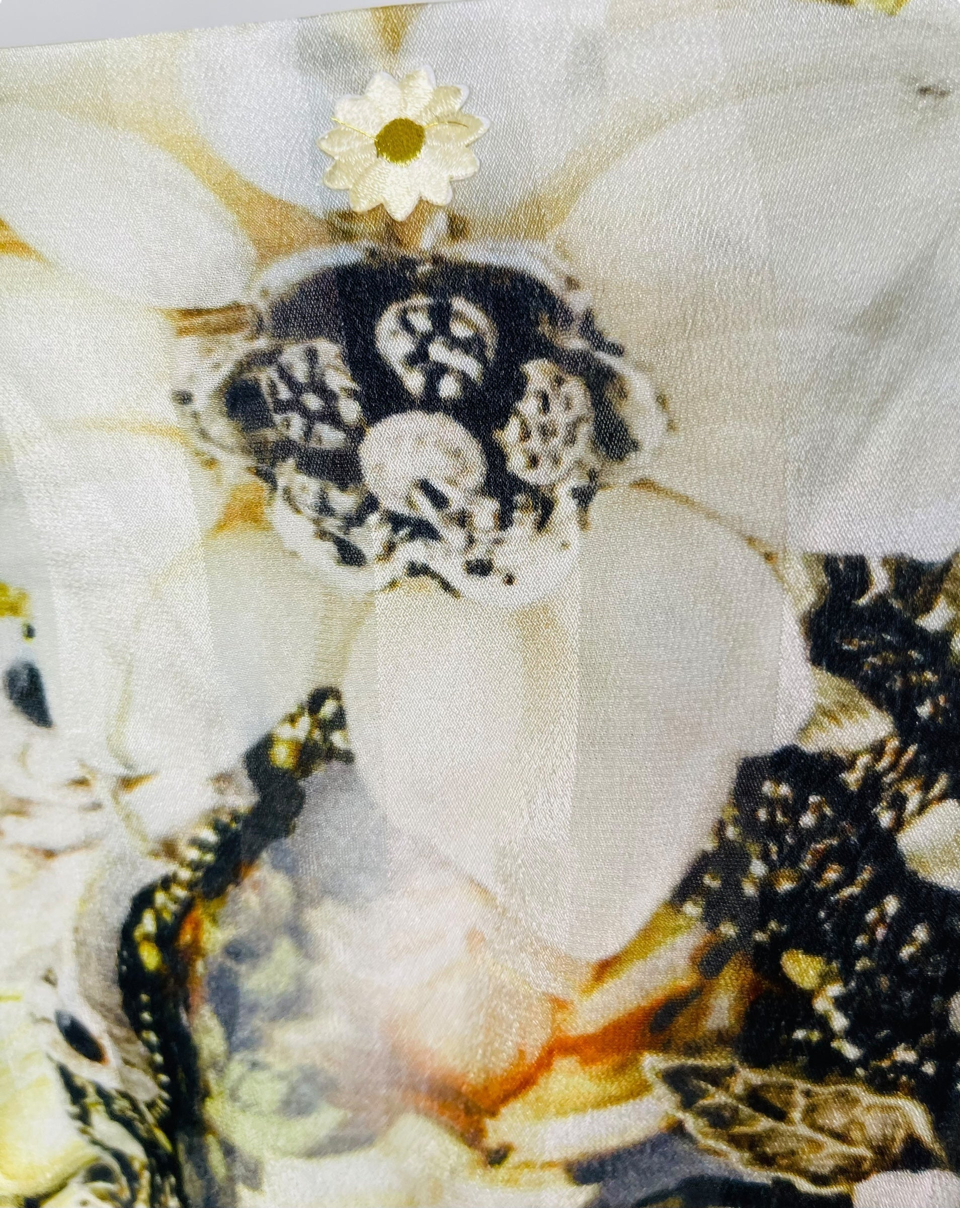 PRG7533 Sheer Avatar Pure Silk Side Slit Top