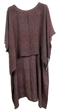Load image into Gallery viewer, PRC7702 Avatar Pure Silk Hi Lo Top
