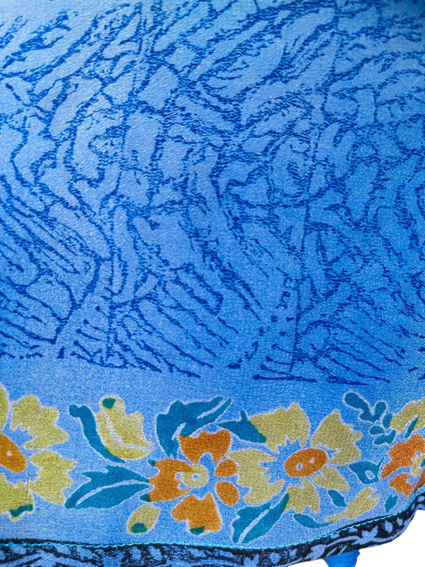 PRC7300 Avatar Pure Silk Kimono-Sleeved Top