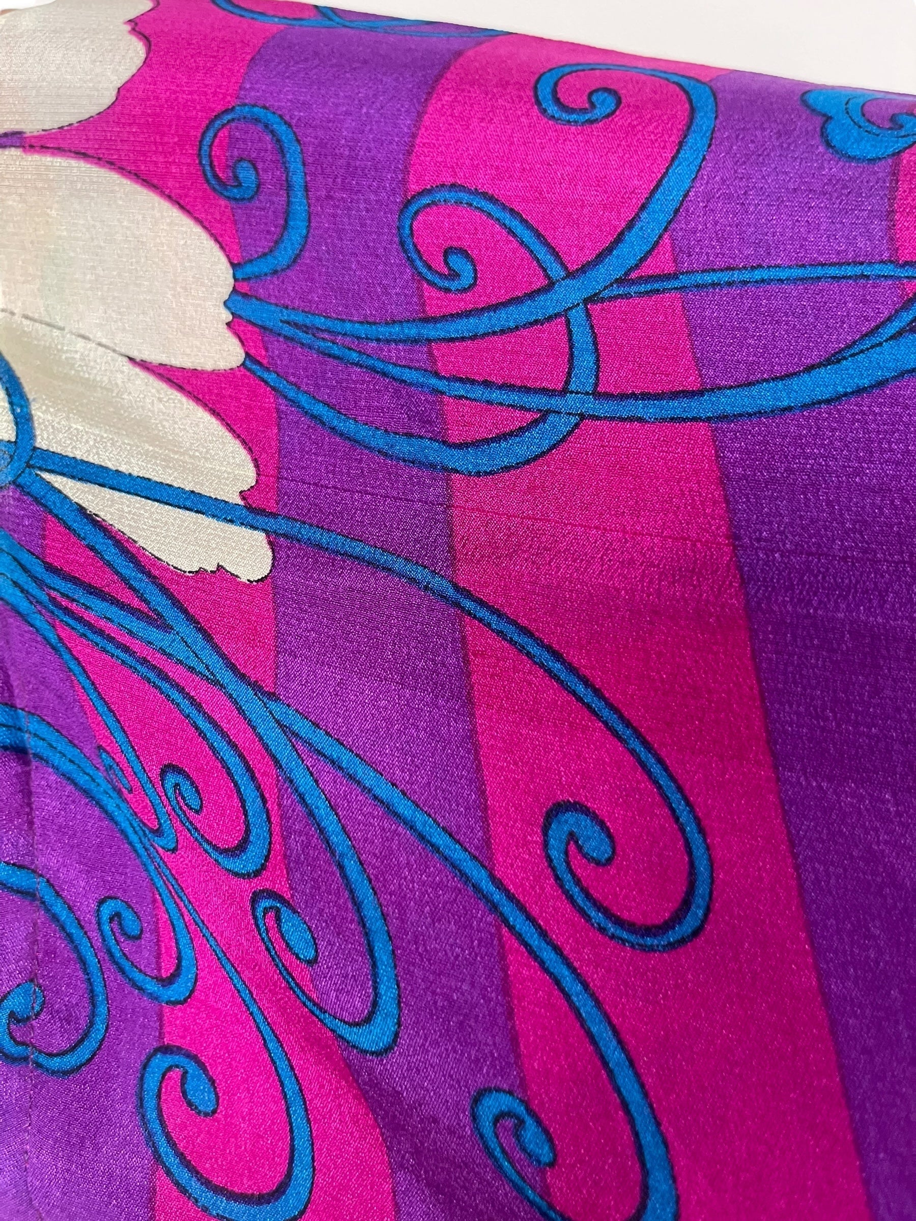 SOLD  PRC6189 Avatar Pure Silk Side Slit Top