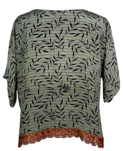 Load image into Gallery viewer, PRC5383 Avatar Pure Silk Side Slit Top
