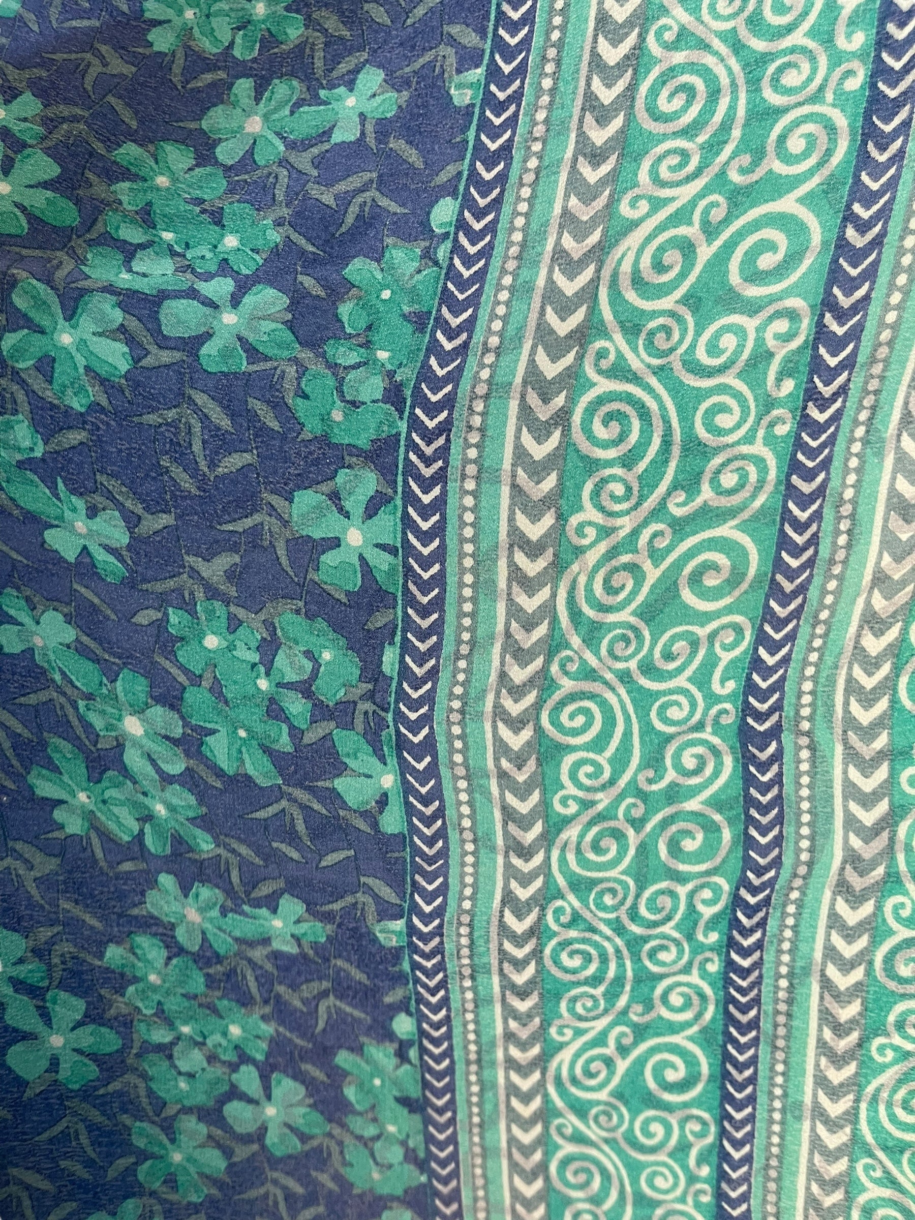 SOLD  PRC7310 Avatar Pure Silk Capelet Poncho