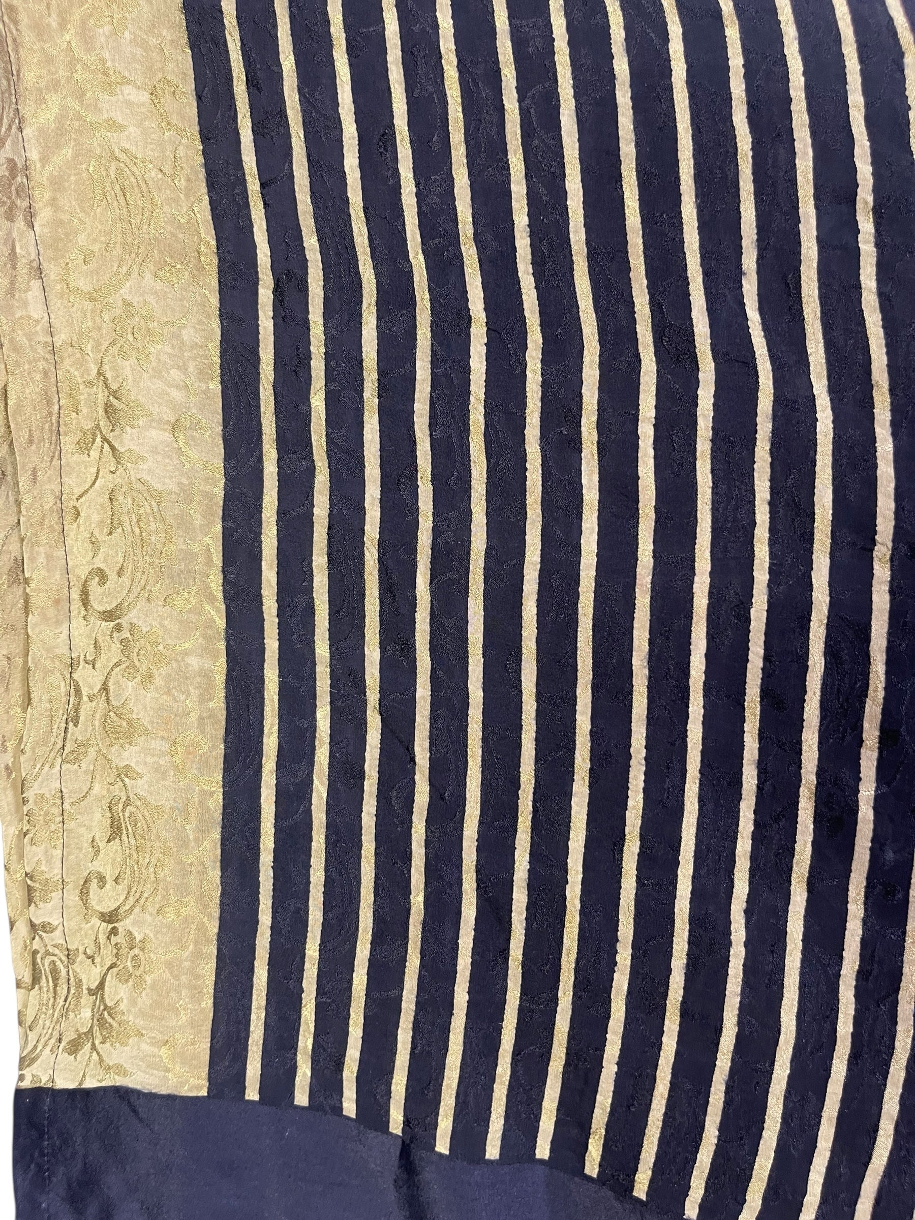 PRC6697 Avatar Pure Silk Kimono-Sleeved Top