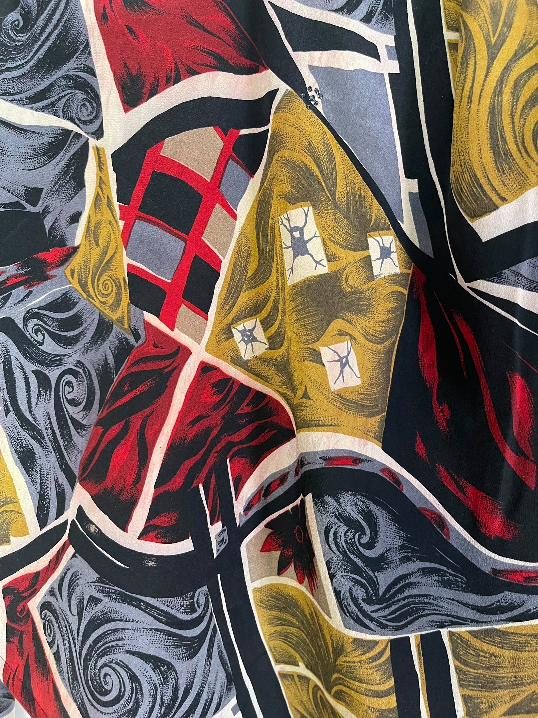 PRC6909 Avatar Pure Silk Versatile Vest