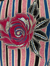 Load image into Gallery viewer, PRC6652 Avatar Pure Silk Side Slit Top
