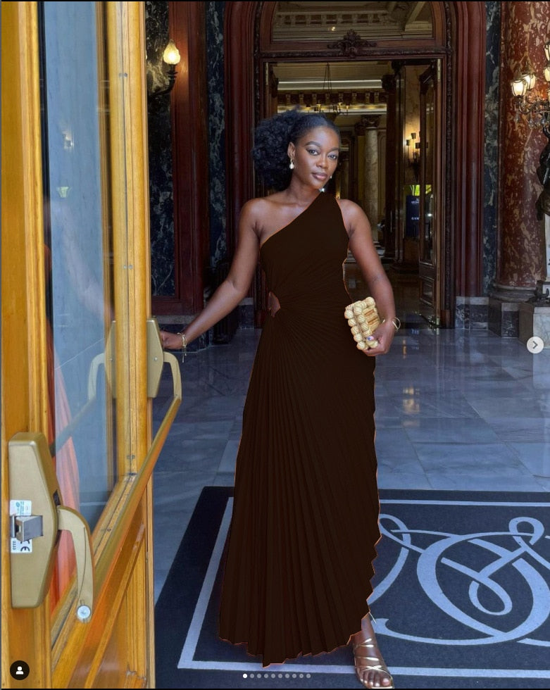 Women's Evening Gown Black One-Shoulder Crepe