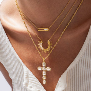 Sculpted Gold Pendant Necklace with Hypoallergenic Gold Chain – Minimalist Jewelry for Everyday Wear