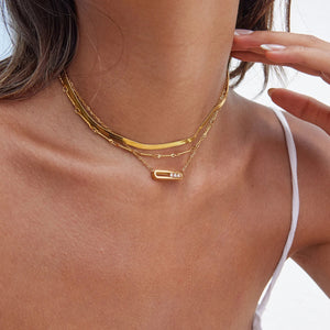 Sculpted Gold Pendant Necklace with Hypoallergenic Gold Chain – Minimalist Jewelry for Everyday Wear