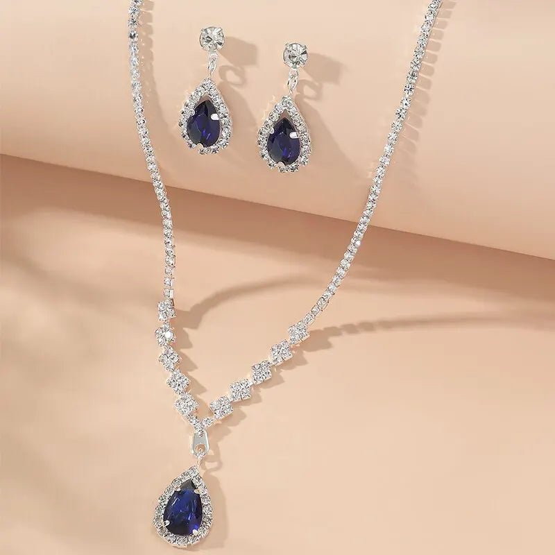 Shimmering Blue Teardrop Diamond Necklace and Earrings Set – Elegant Jewelry Collection