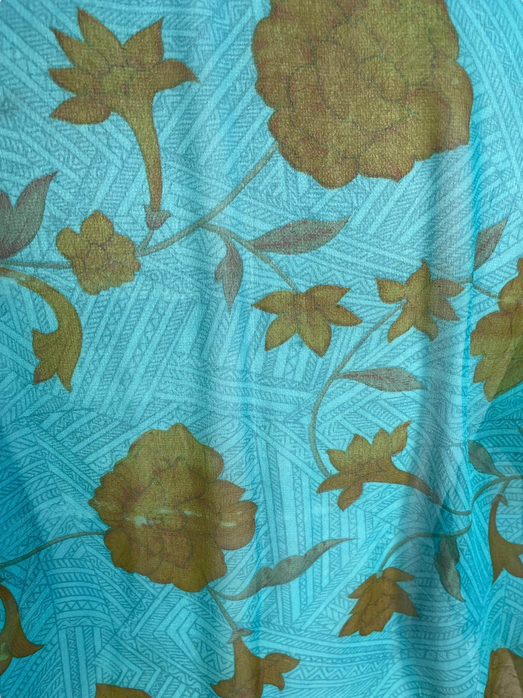 PRG6517 Sheer Avatar Pure Silk Side Slit Top