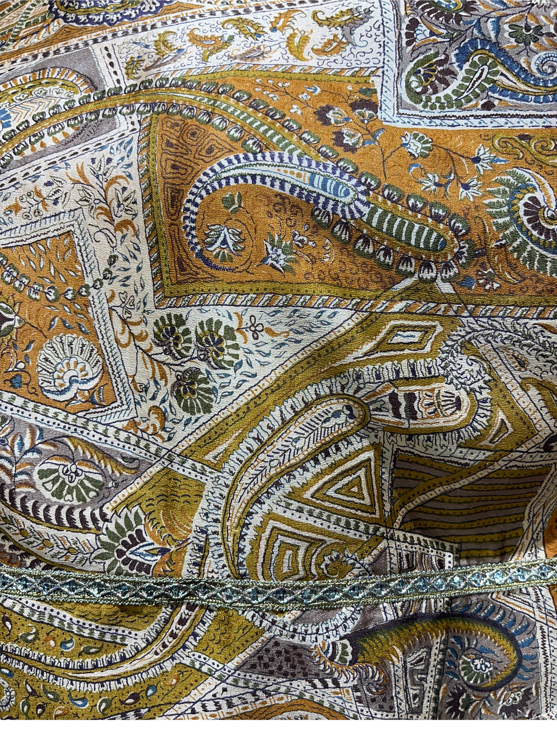 FINAL SALE PRC1926 Great Green Macaw Nirvana Pure Silk Boxy Top