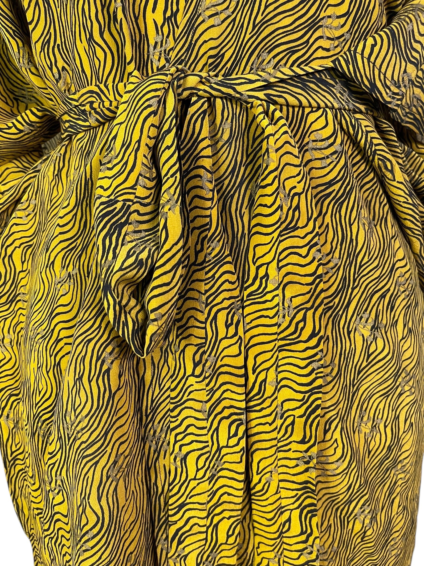 PRC6925 Avatar Pure Silk Kimono-Sleeved Jacket with Belt