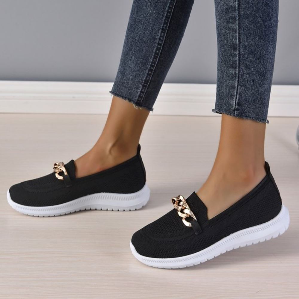 White Chunky Sneakers for Women with Breathable Mesh and Chain Design – Stylish Casual Footwear