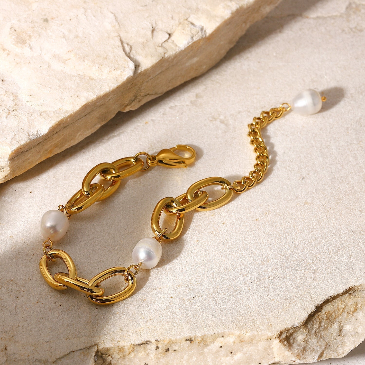 Women's Bracelet Gold Freshwater Pearl Stainless Steel