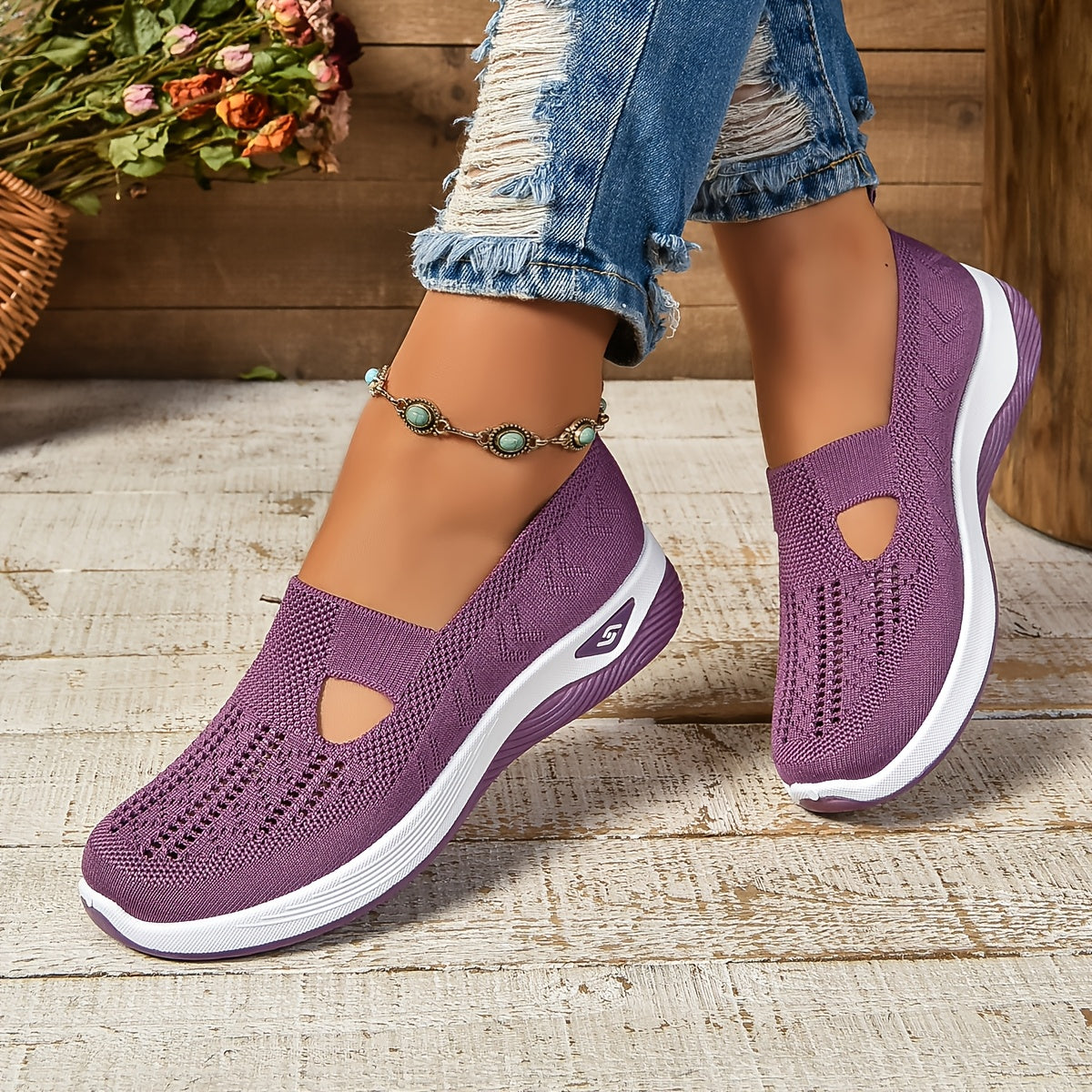 Women’s Breathable Knit Slip-On Sneakers with Cushioned Sole – Casual Low-Cut Design