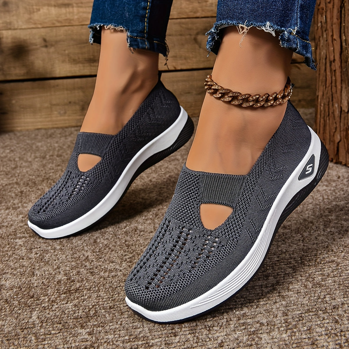Women’s Breathable Knit Slip-On Sneakers with Cushioned Sole – Casual Low-Cut Design