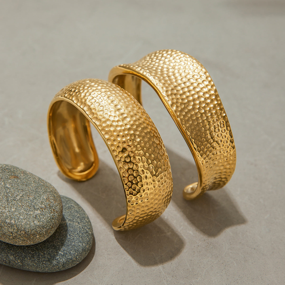 Women's Gold Ring Textured 18k Stainless Steel Wedding Band