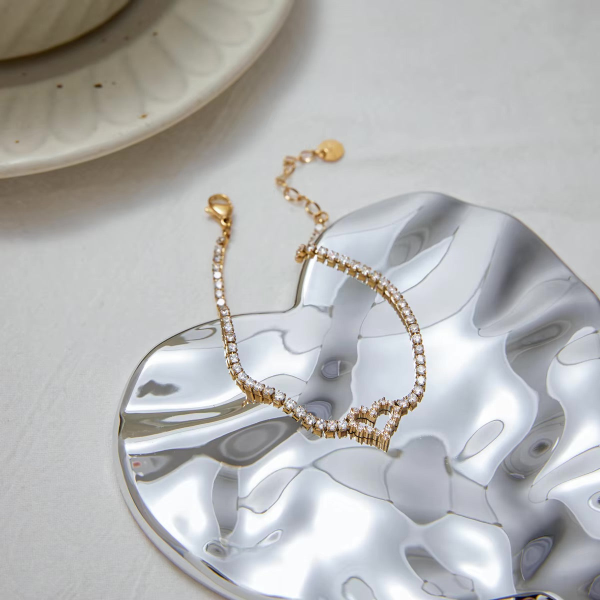 Women's Heart Bracelet Gold Stainless Steel with Diamond Simulants