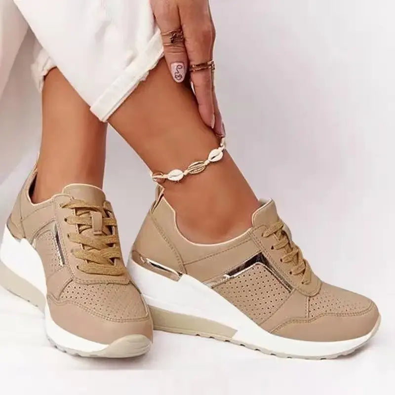 Women's Lace-Up Sneakers with Cushioned Sole – Breathable Mesh and Suede Casual Footwear
