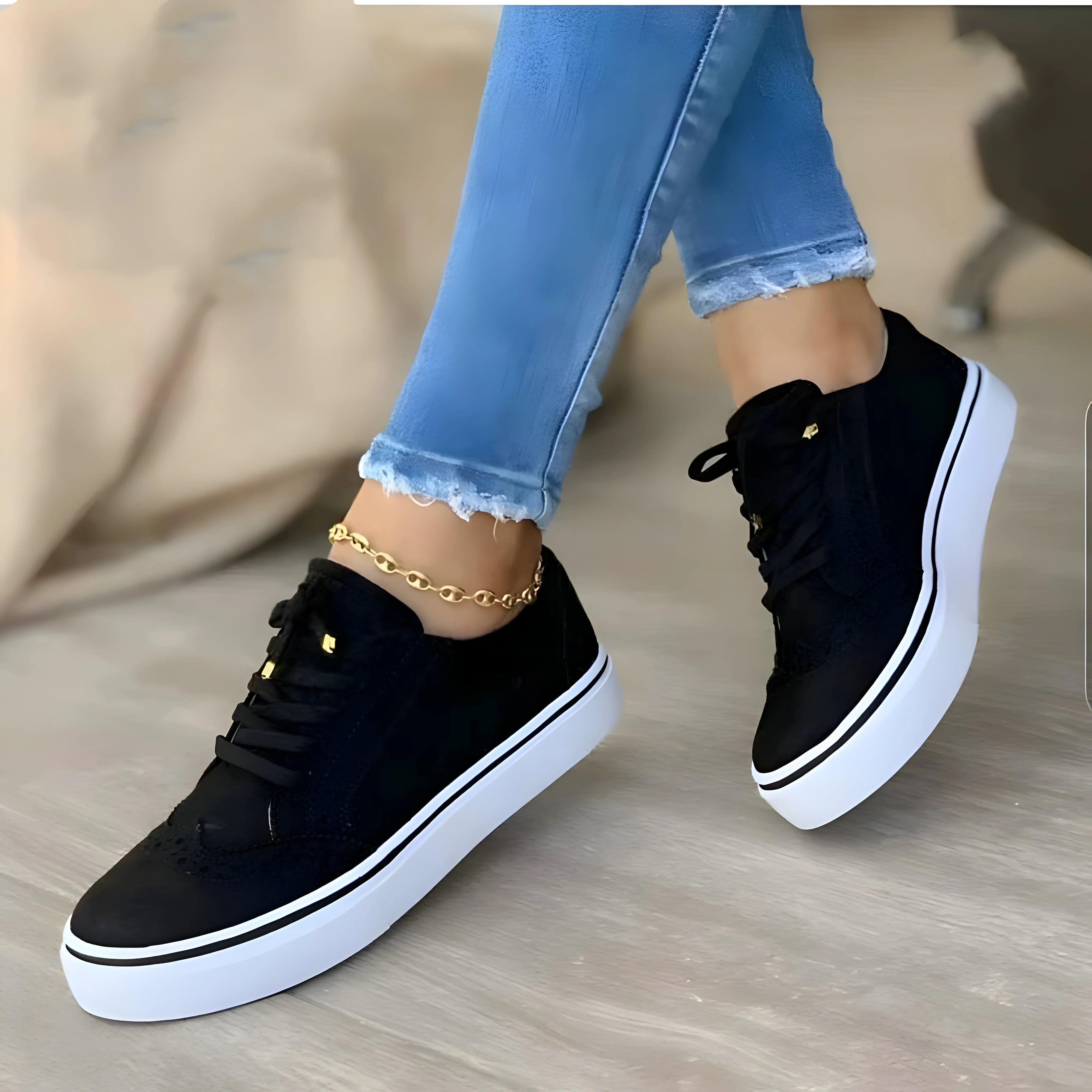Women's Lace-Up Sneakers with Supportive Fit and Platform Sole for Casual Comfort