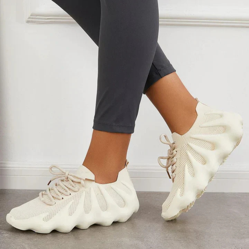 Women's Lightweight Breathable Sneakers with Cushioned Sole and Lace-Up Design