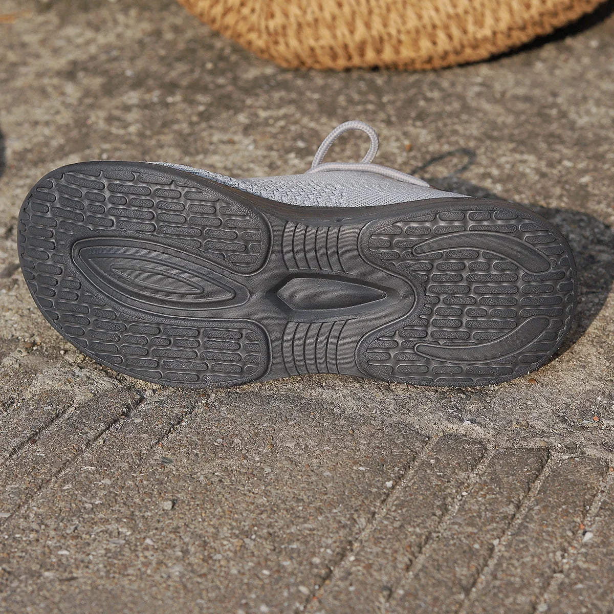 Women's Lightweight Knitted Sneakers – Slip-On Lace-Up Casual Shoes for Everyday Wear